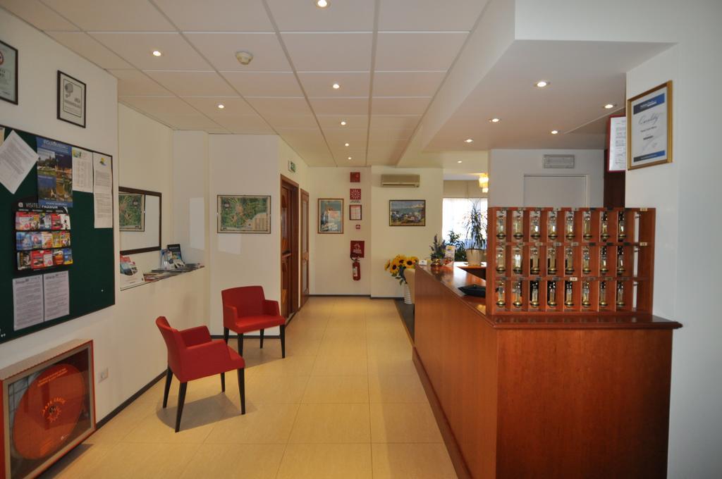 Hotel Sole Mare Sanremo Dış mekan fotoğraf
