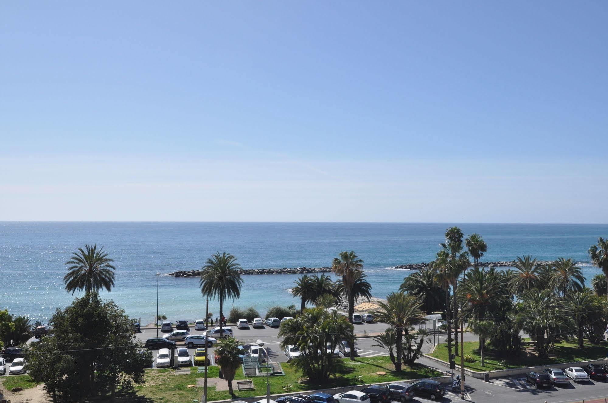Hotel Sole Mare Sanremo Dış mekan fotoğraf