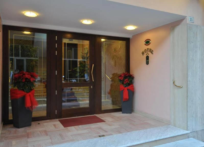 Hotel Sole Mare Sanremo Dış mekan fotoğraf