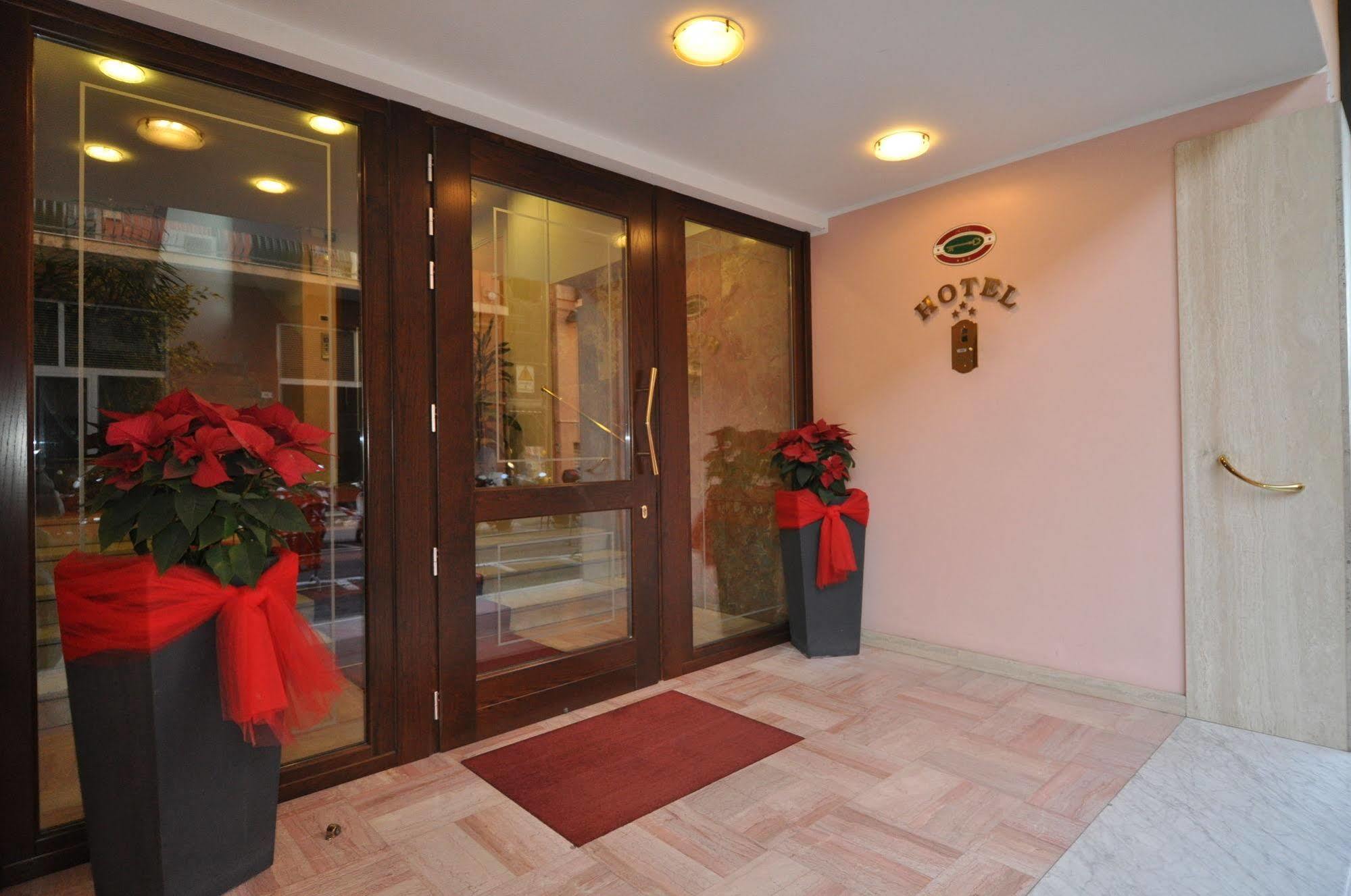 Hotel Sole Mare Sanremo Dış mekan fotoğraf